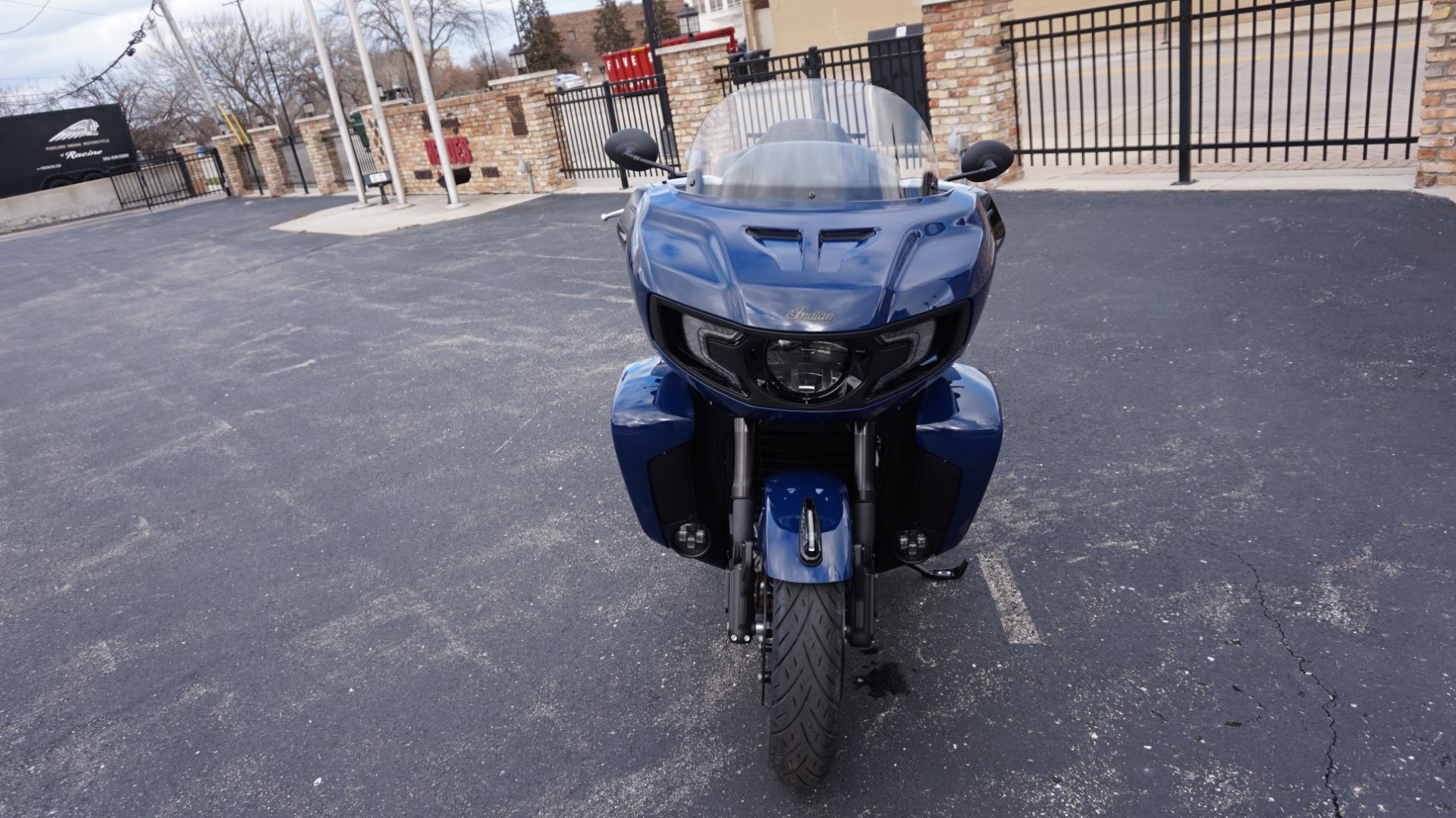 2024 Indian Motorcycle Pursuit® Dark Horse® with PowerBand Audio Package in Racine, Wisconsin - Photo 5