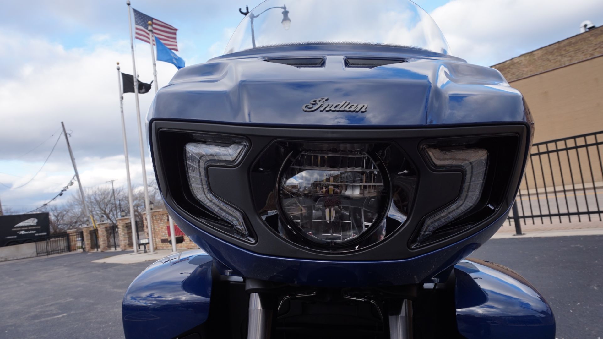 2024 Indian Motorcycle Pursuit® Dark Horse® with PowerBand Audio Package in Racine, Wisconsin - Photo 32