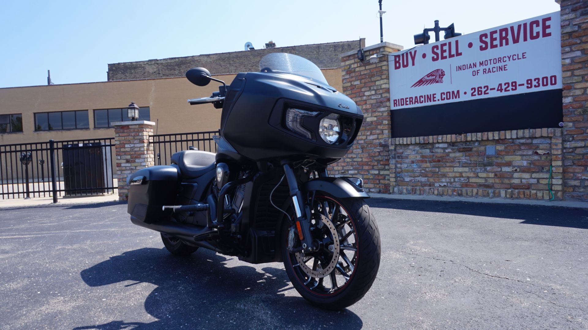 2020 Indian Motorcycle Challenger® Dark Horse® in Racine, Wisconsin - Photo 3