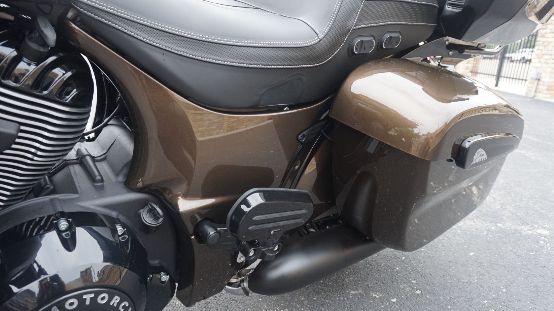 2023 Indian Motorcycle Roadmaster® Dark Horse® in Racine, Wisconsin - Photo 20