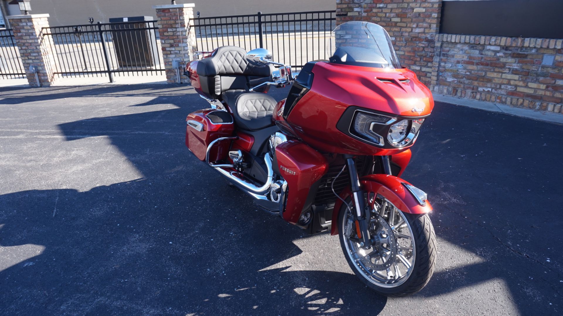 2024 Indian Motorcycle Pursuit® Limited® with PowerBand Audio Package in Racine, Wisconsin - Photo 4