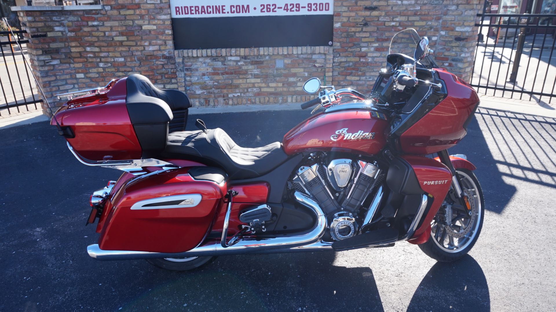 2024 Indian Motorcycle Pursuit® Limited® with PowerBand Audio Package in Racine, Wisconsin - Photo 58