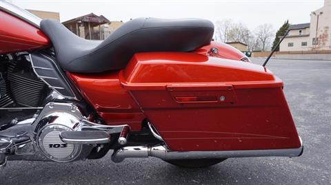 2013 Harley-Davidson Road Glide® Custom in Racine, Wisconsin - Photo 42