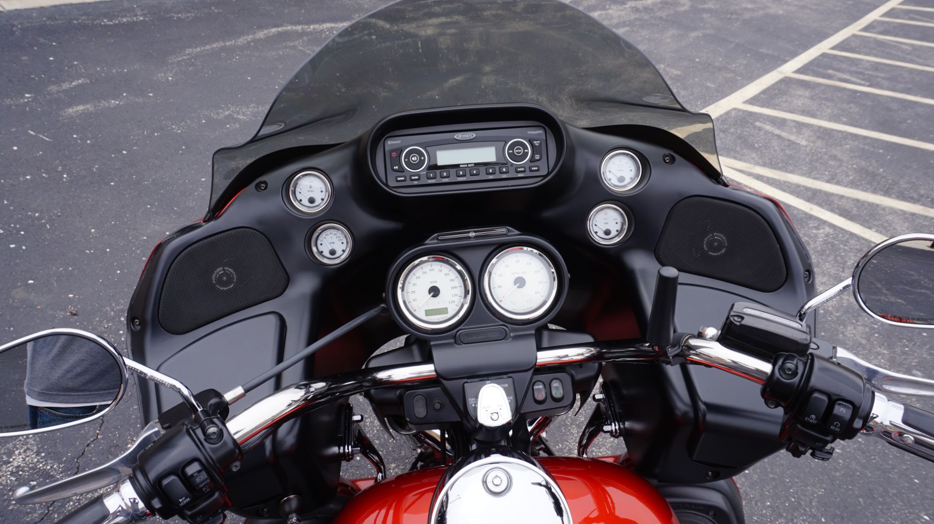 2013 Harley-Davidson Road Glide® Custom in Racine, Wisconsin - Photo 55