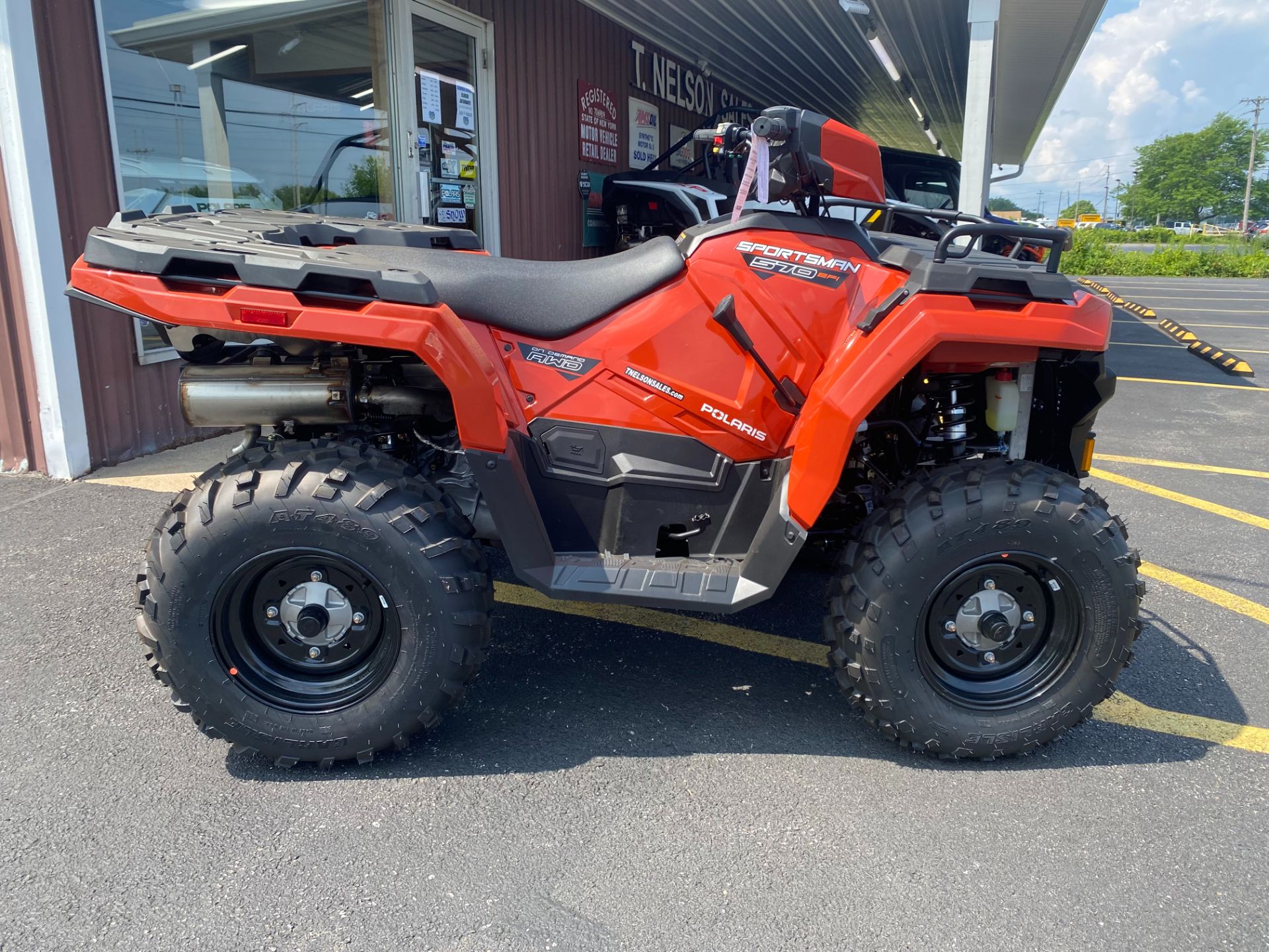 2024 Polaris Sportsman 570 in Ontario, New York - Photo 2