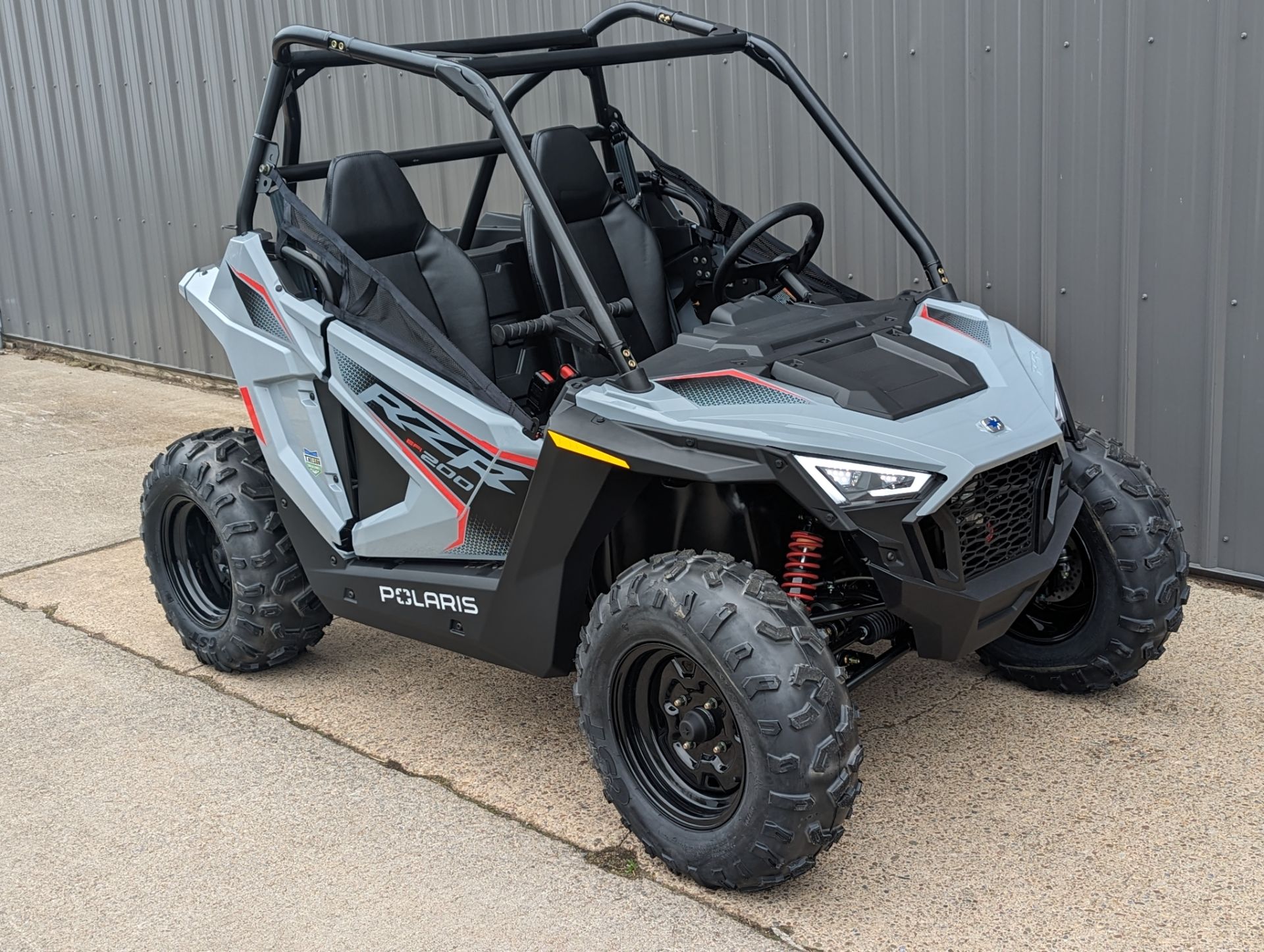 2024 Polaris RZR 200 EFI in Ontario, New York - Photo 2