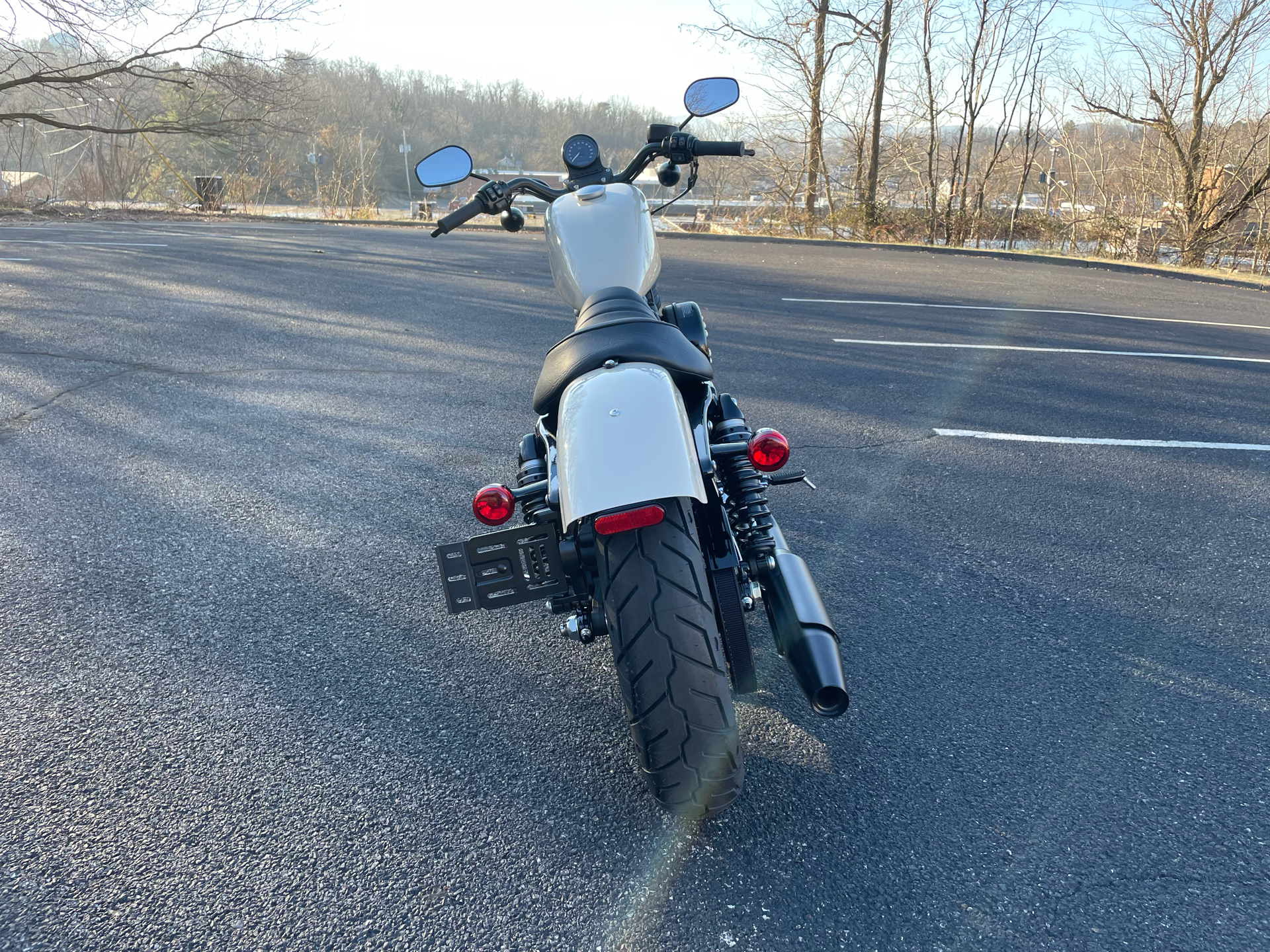 2022 Harley-Davidson XL883 Iron in Roanoke, Virginia - Photo 4
