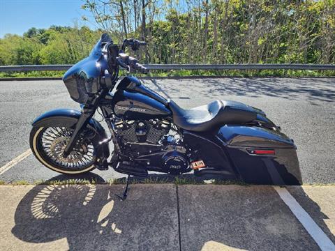 2019 Harley-Davidson Street Glide Special in Roanoke, Virginia - Photo 4