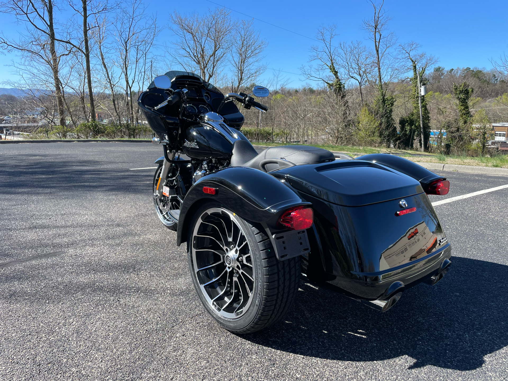 2023 Harley-Davidson Road Glide 3 in Roanoke, Virginia - Photo 3