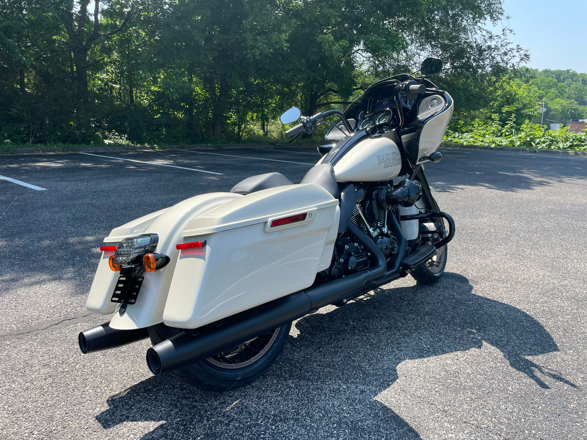 2023 Harley-Davidson Road Glide ST in Roanoke, Virginia - Photo 5