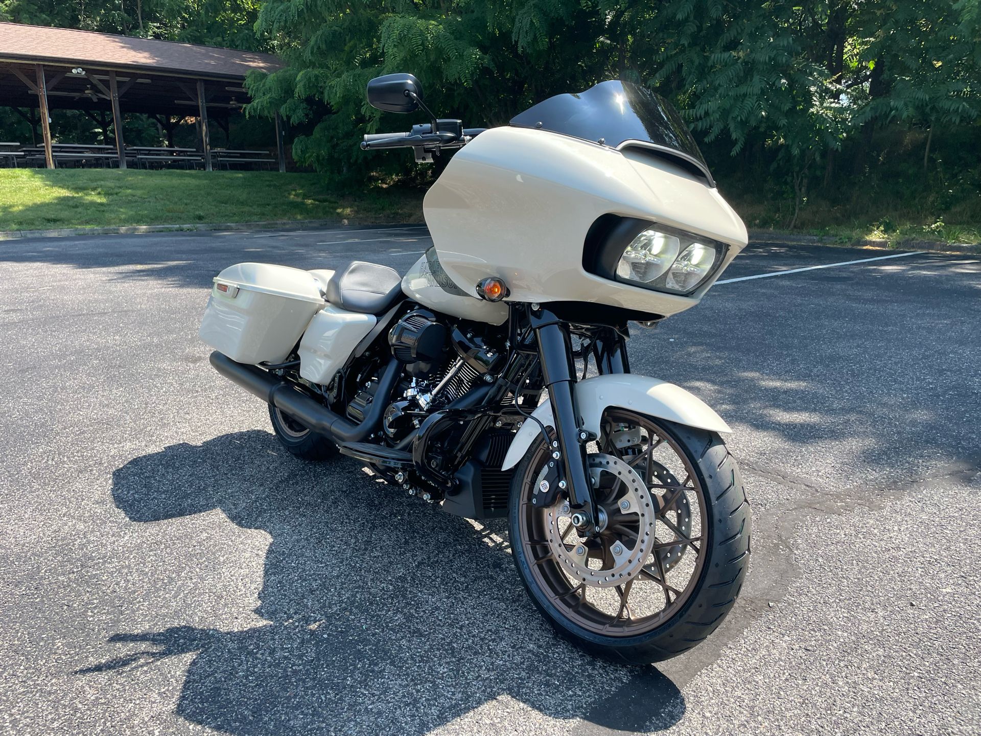 2023 Harley-Davidson Road Glide ST in Roanoke, Virginia - Photo 6