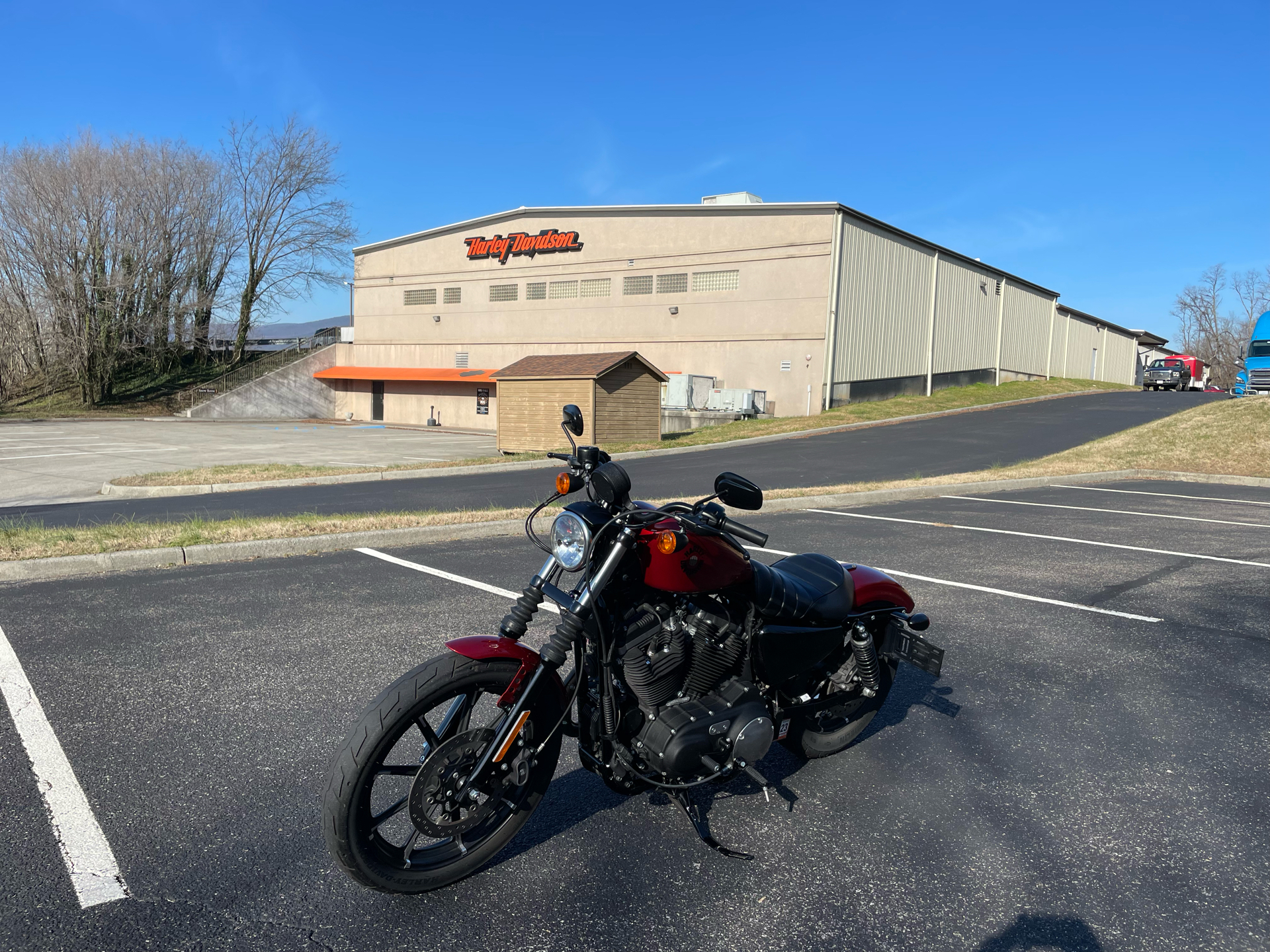 2019 Harley-Davidson Iron 883 in Roanoke, Virginia - Photo 8