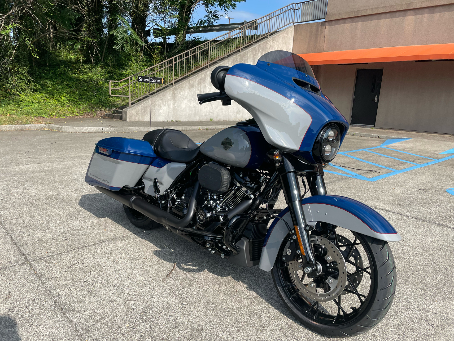 2023 Harley-Davidson Street Glide Special in Roanoke, Virginia - Photo 3