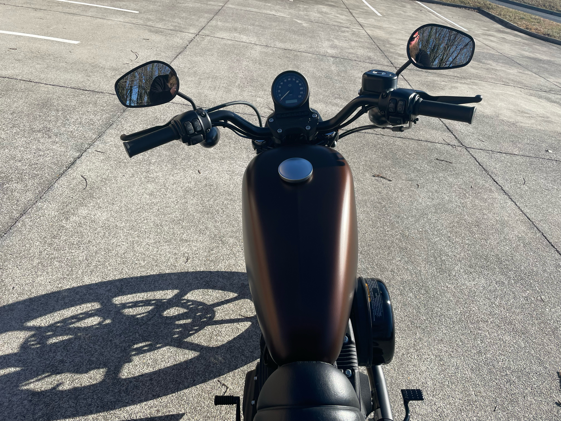 2019 Harley-Davidson 883 Iron in Roanoke, Virginia - Photo 7