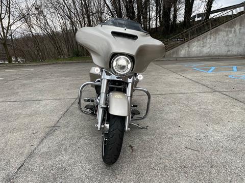 2018 Harley-Davidson Street Glide in Roanoke, Virginia - Photo 7