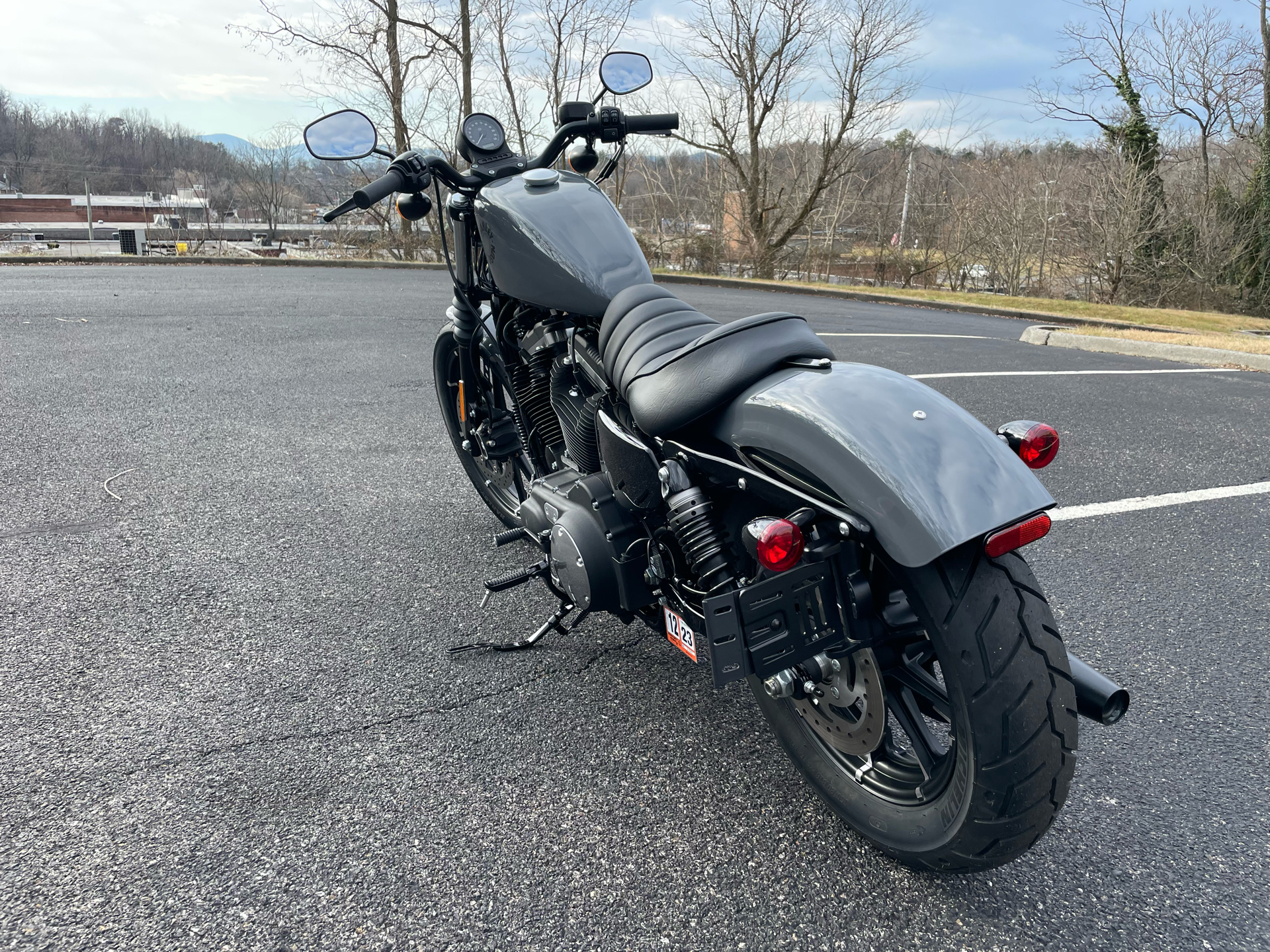 2022 Harley-Davidson 883 Iron in Roanoke, Virginia - Photo 3