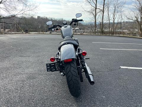 2022 Harley-Davidson 883 Iron in Roanoke, Virginia - Photo 4
