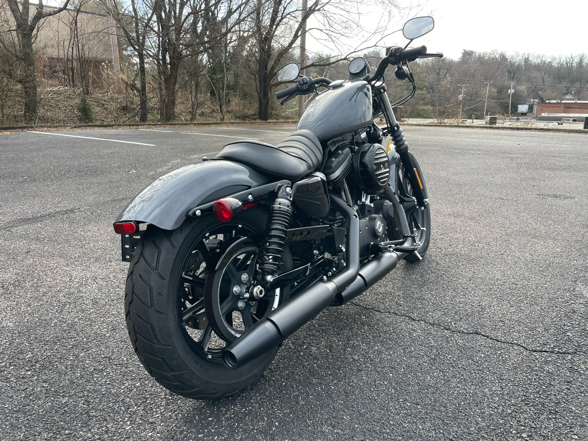 2022 Harley-Davidson 883 Iron in Roanoke, Virginia - Photo 5