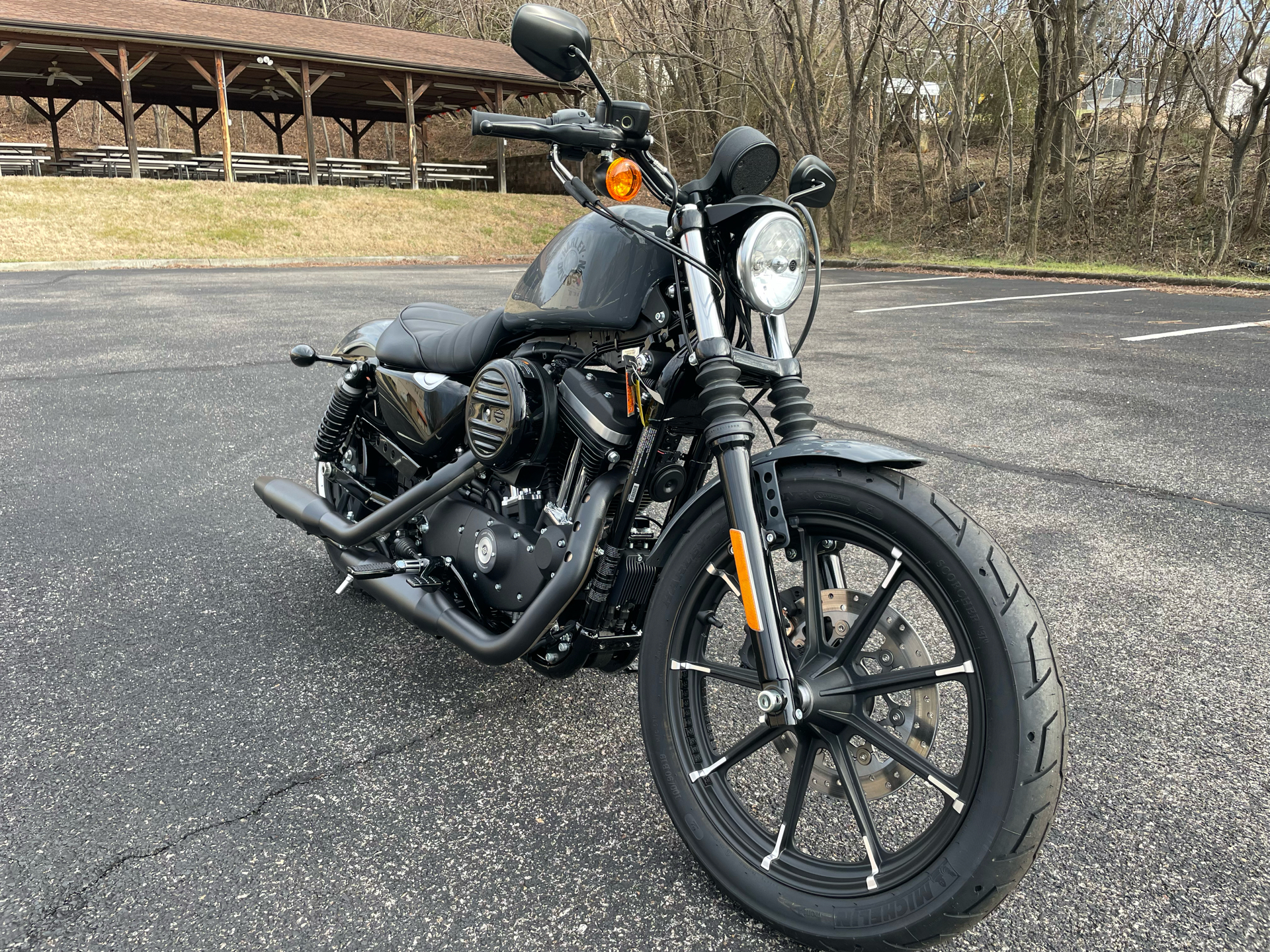 2022 Harley-Davidson 883 Iron in Roanoke, Virginia - Photo 6