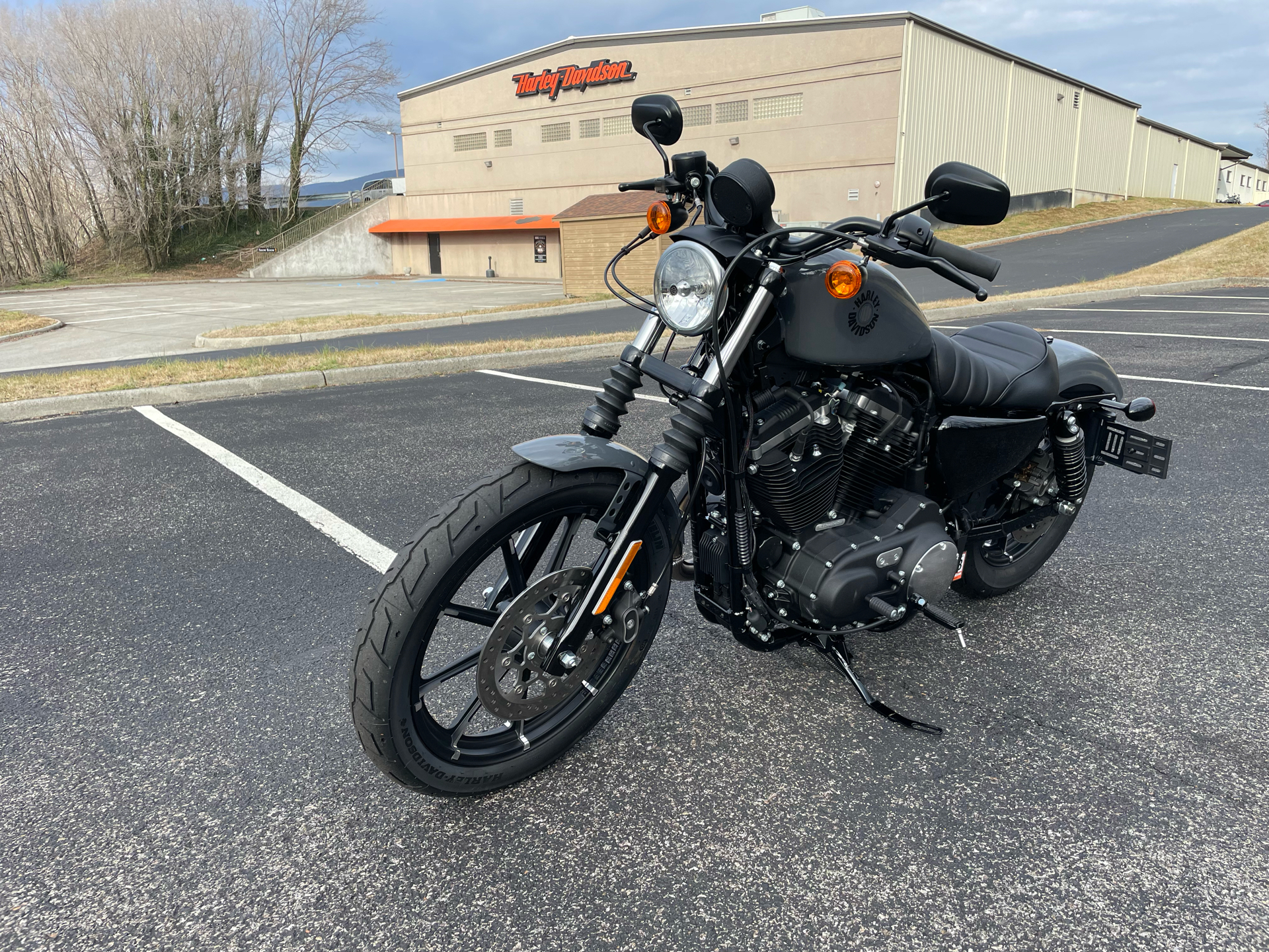 2022 Harley-Davidson 883 Iron in Roanoke, Virginia - Photo 8