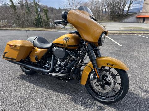 2023 Harley-Davidson Street Glide Special in Roanoke, Virginia - Photo 4