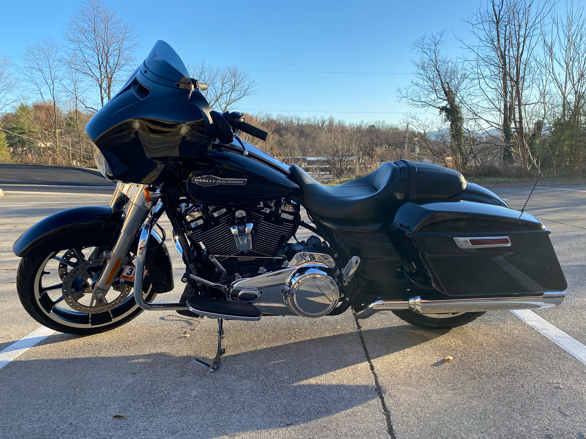 2021 Harley-Davidson Street Glide in Roanoke, Virginia - Photo 5