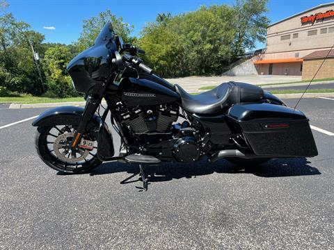 2018 Harley-Davidson Street Glide Special in Roanoke, Virginia - Photo 2