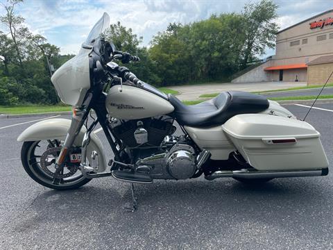 2015 Harley-Davidson Street Glide Special in Roanoke, Virginia - Photo 2