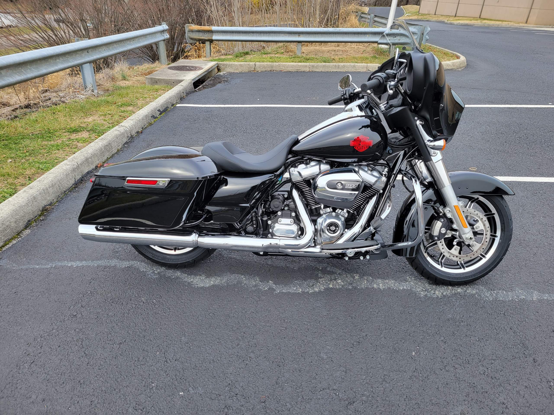 2022 Harley-Davidson Electra Glide Standard in Roanoke, Virginia - Photo 1