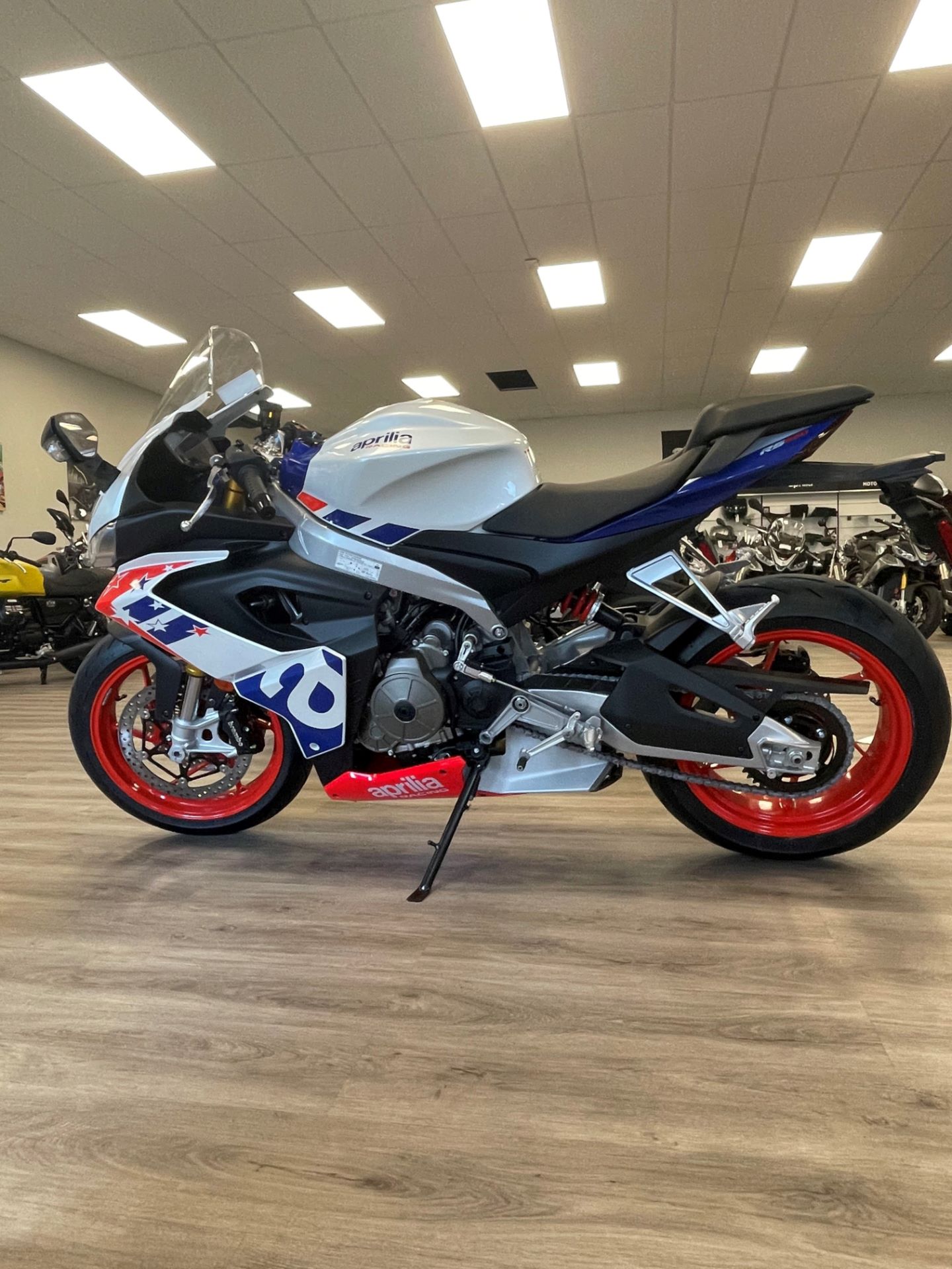2022 Aprilia RS 660 Stars & Stripes Limited Edition in Knoxville, Tennessee - Photo 2