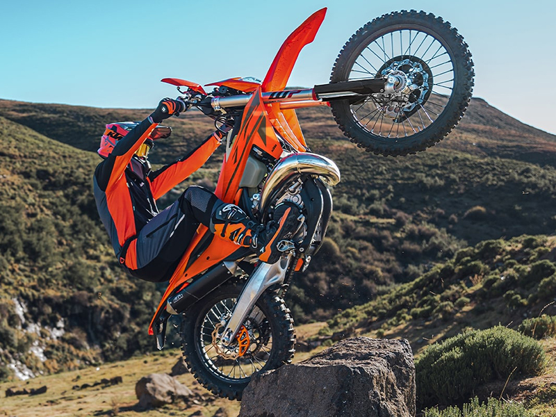 2025 KTM 300 XC-W in Gunnison, Colorado - Photo 8