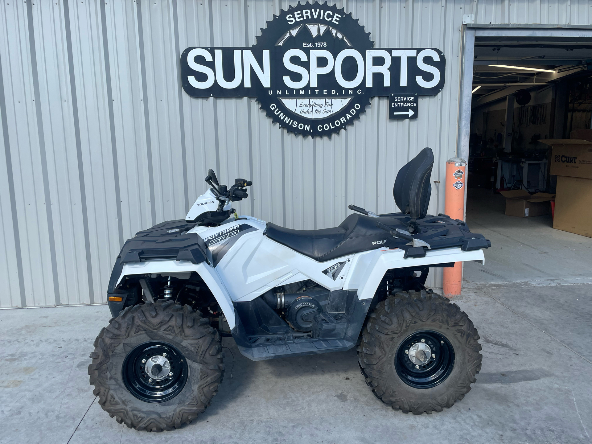 2017 Polaris Sportsman Touring 570 EPS in Gunnison, Colorado - Photo 2