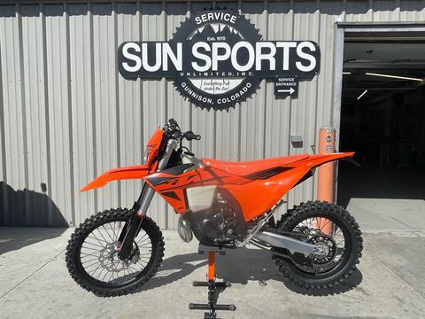 2025 KTM 250 XC-W in Gunnison, Colorado - Photo 2