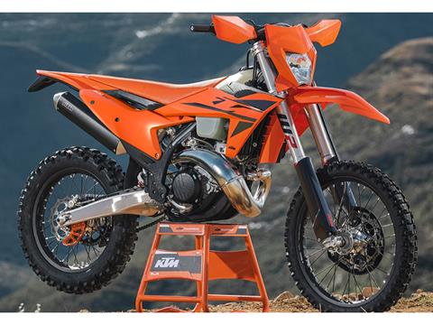 2025 KTM 250 XC-W in Gunnison, Colorado - Photo 9