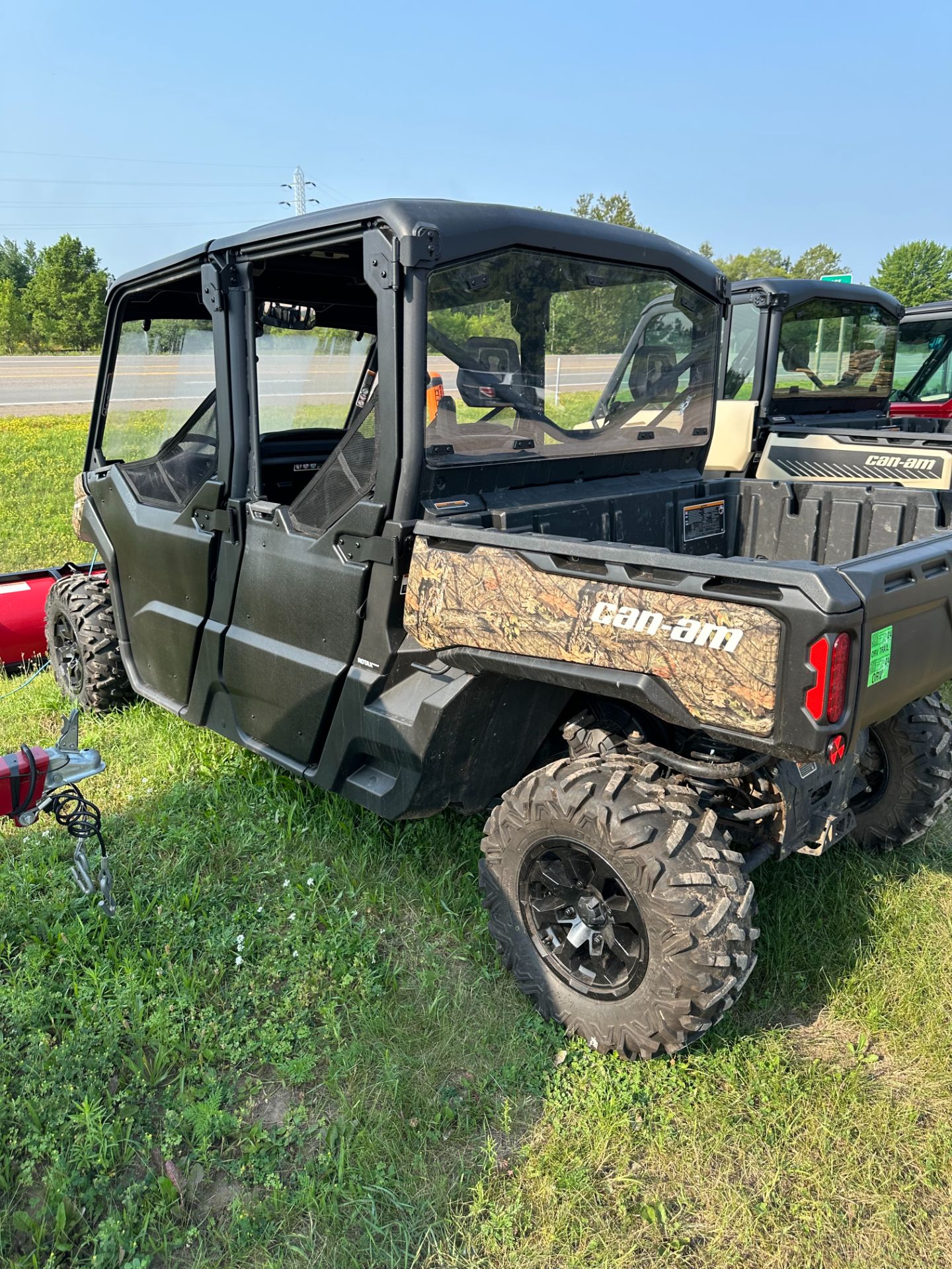 2021 Can-Am Defender MAX XT HD10 in Iron Mountain, Michigan - Photo 2