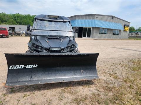 2018 Can-Am Commander Limited in Iron Mountain, Michigan - Photo 2