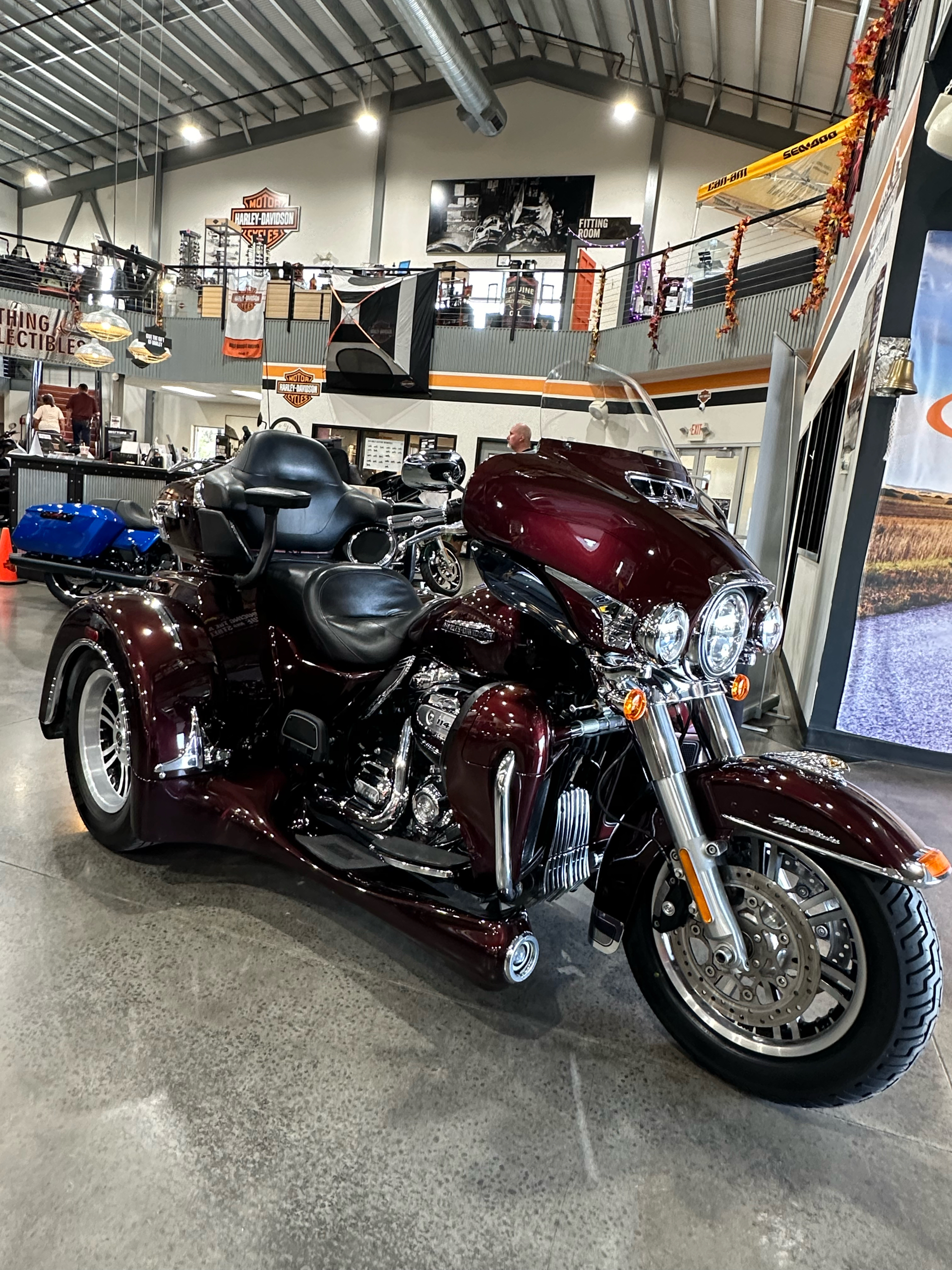 2019 Harley-Davidson Tri Glide® Ultra in Falconer, New York - Photo 6