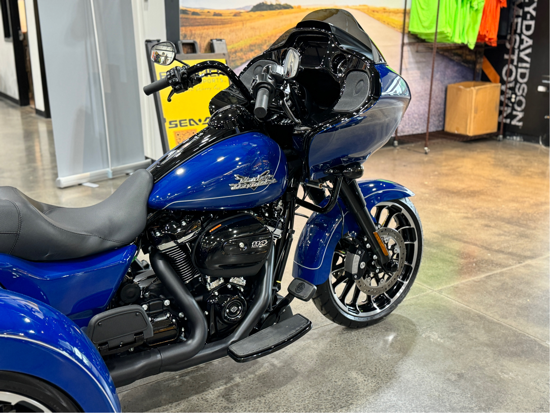 2023 Harley-Davidson Road Glide® 3 in Falconer, New York - Photo 2