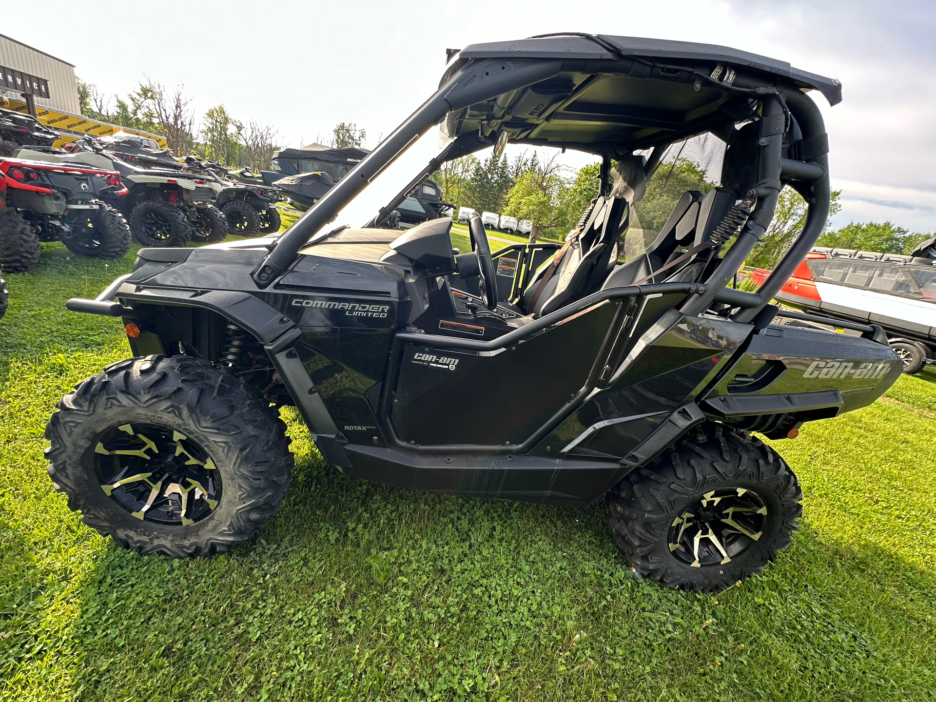 2019 Can-Am Commander Limited 1000R in Falconer, New York - Photo 4