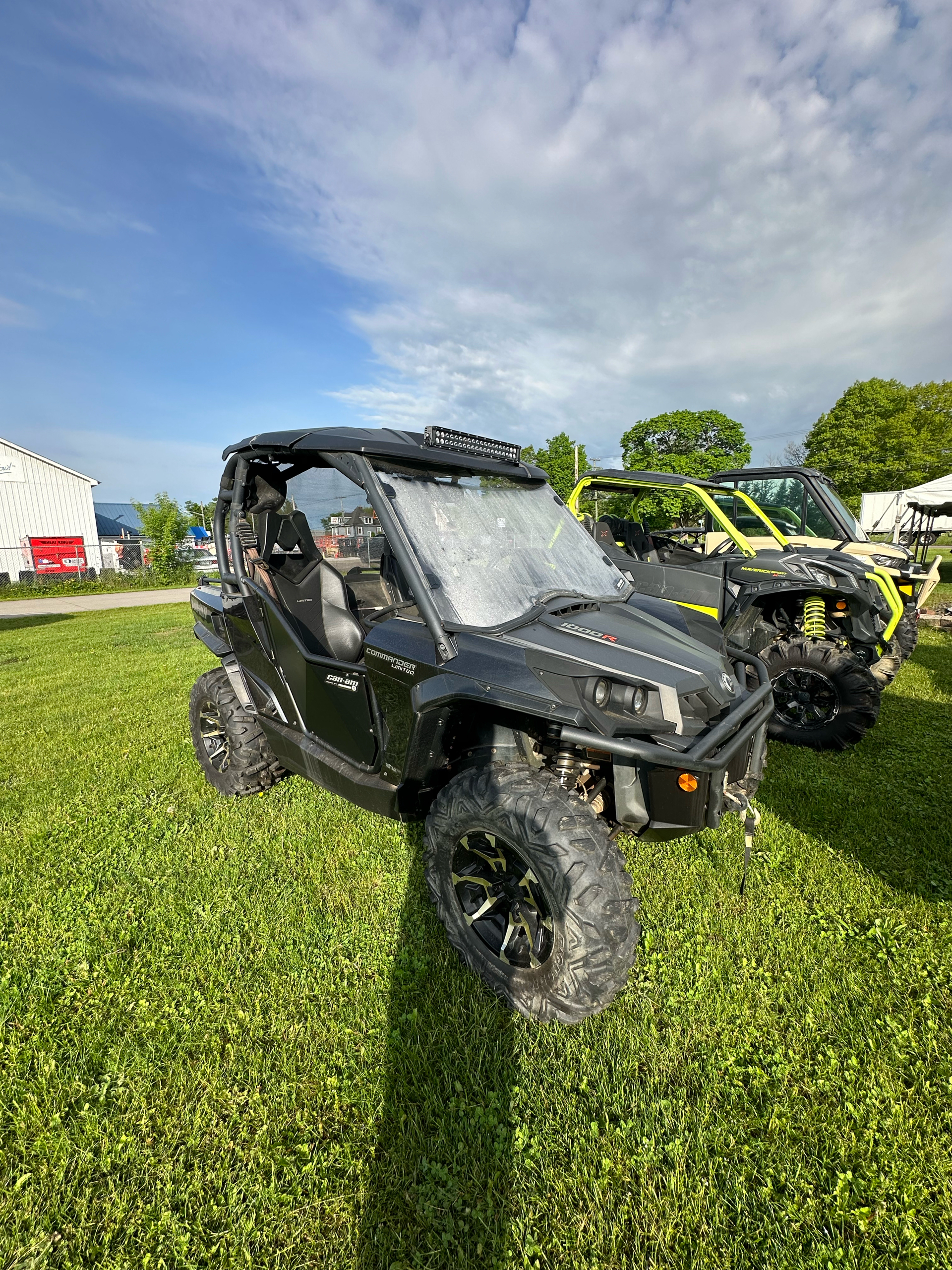 2019 Can-Am Commander Limited 1000R in Falconer, New York - Photo 2