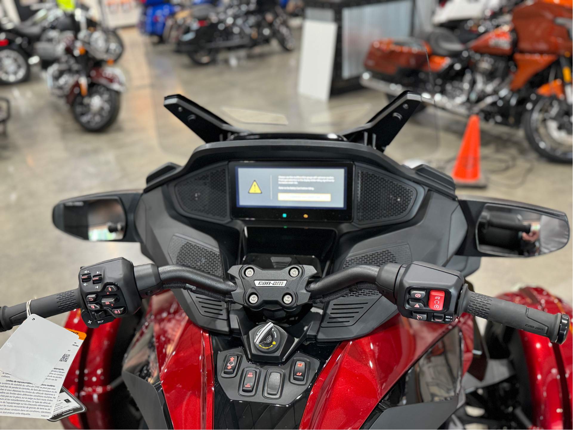 2024 Can-Am Spyder RT Limited in Falconer, New York - Photo 5