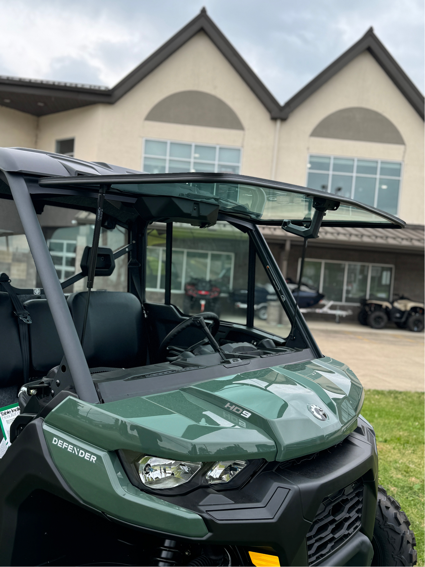 2024 Can-Am Defender DPS CAB in Falconer, New York - Photo 5