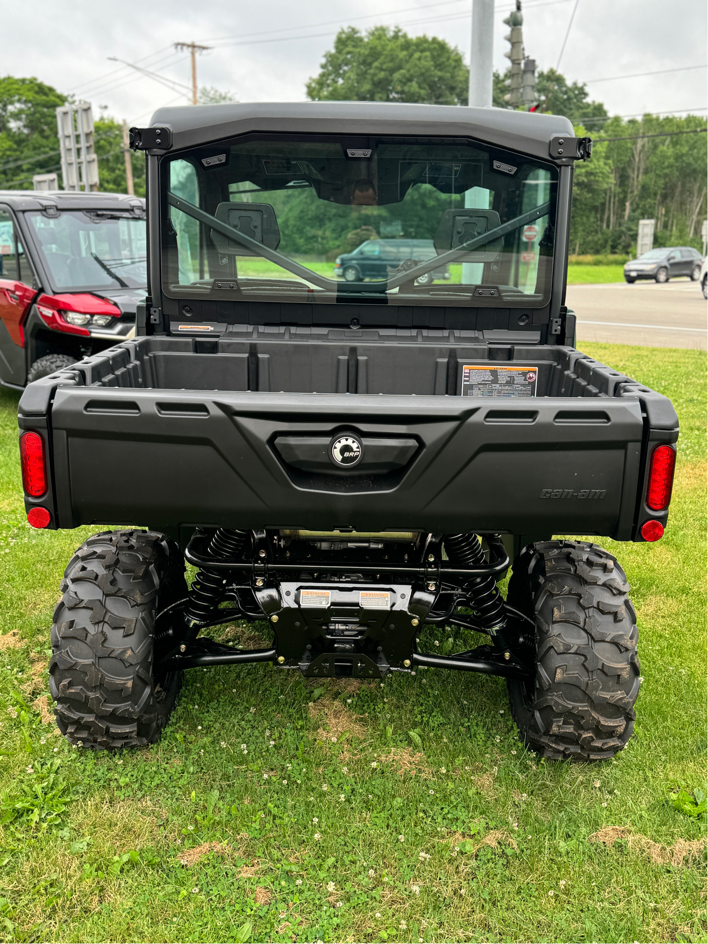 2024 Can-Am Defender DPS CAB in Falconer, New York - Photo 10