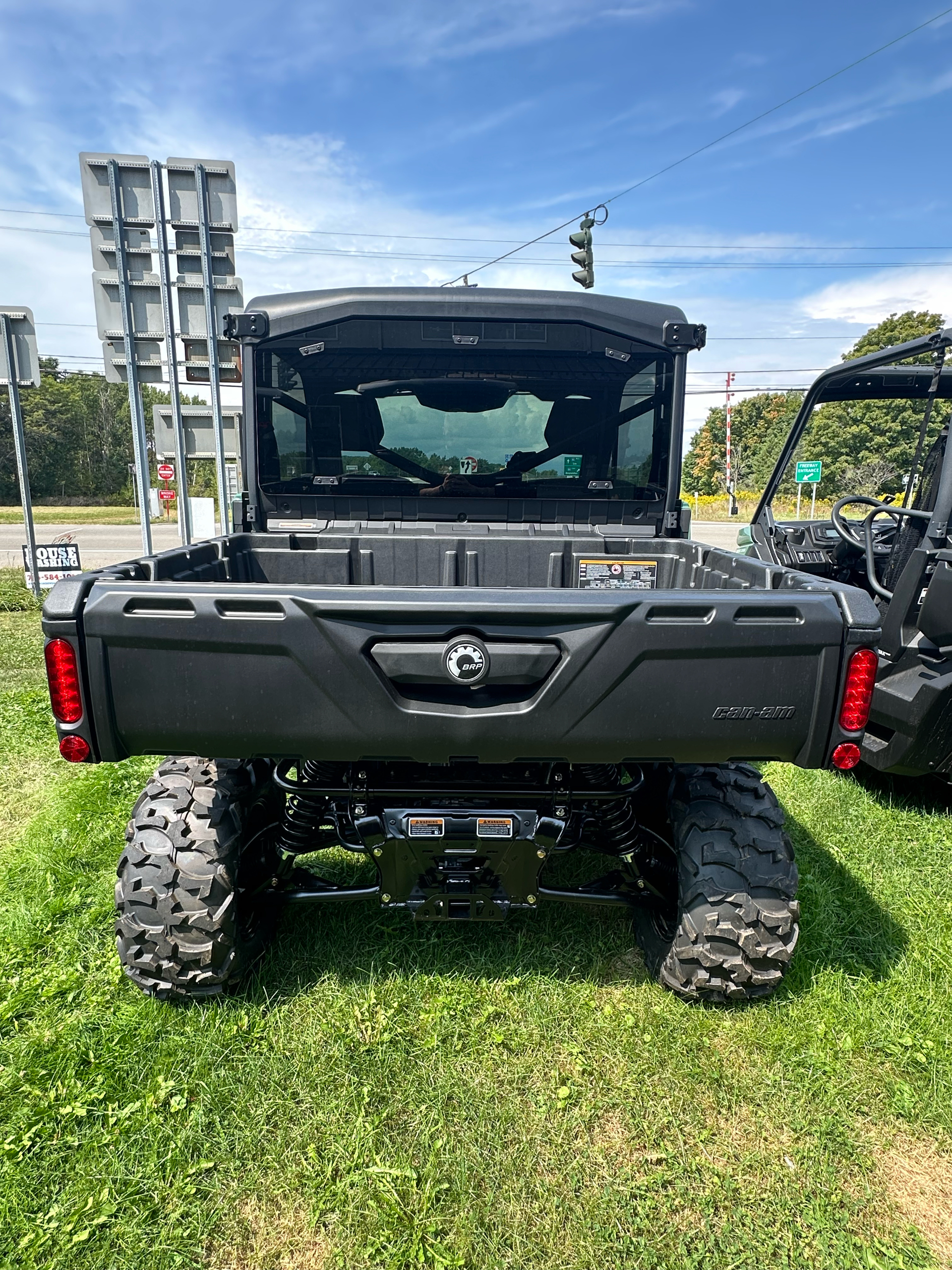 2025 Can-Am Defender DPS CAB in Falconer, New York - Photo 5