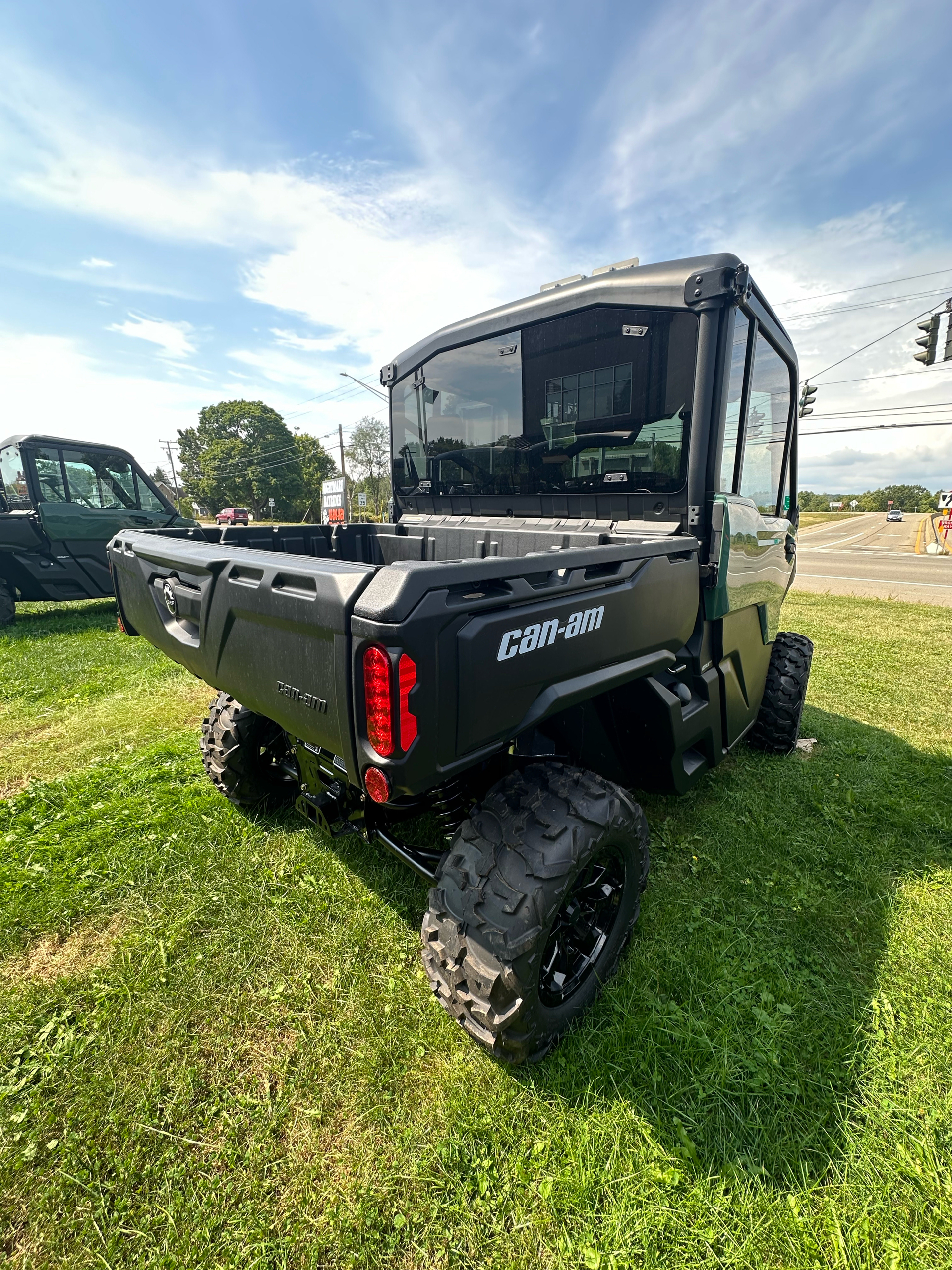 2025 Can-Am Defender DPS CAB in Falconer, New York - Photo 6