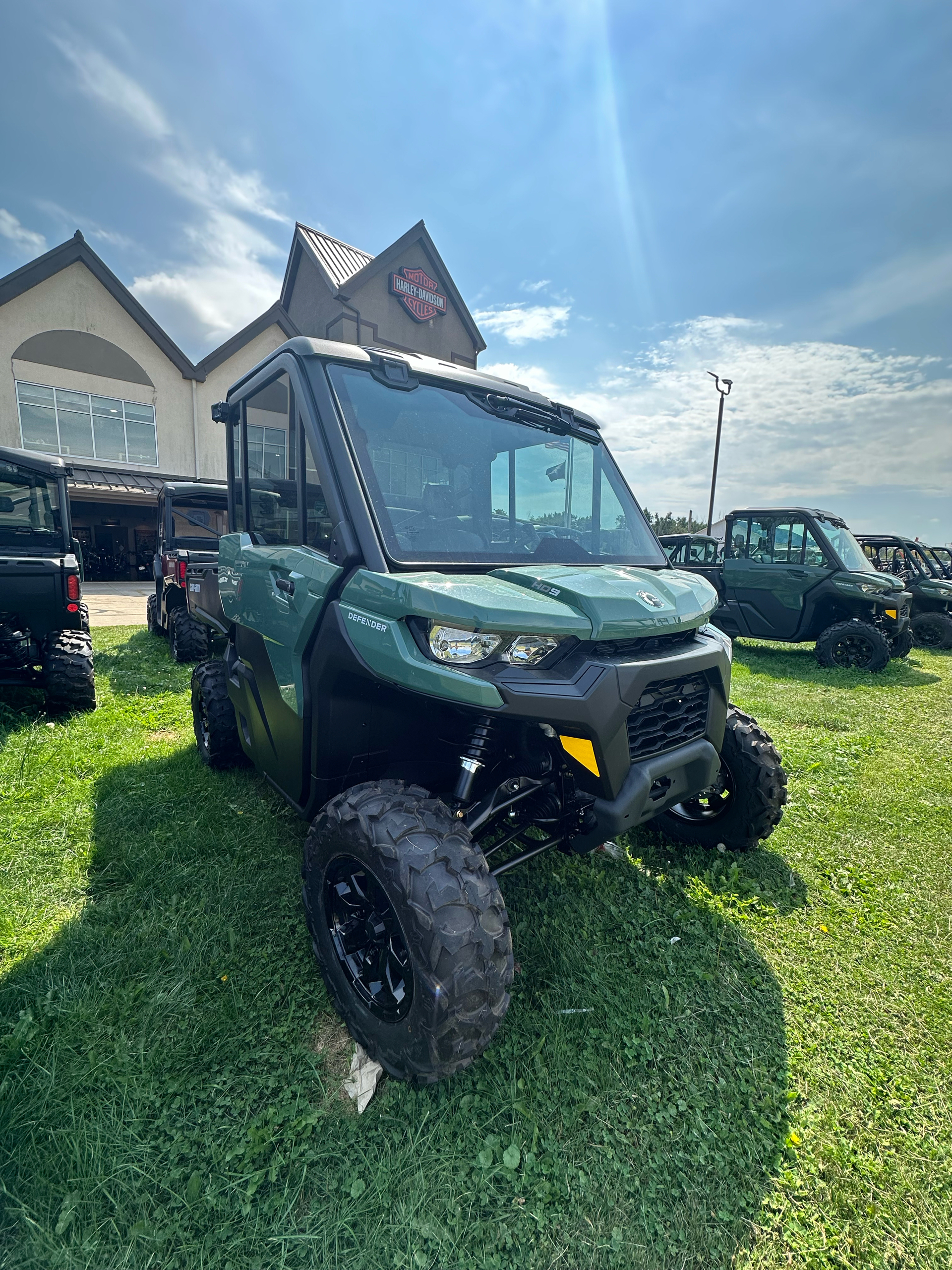 2025 Can-Am Defender DPS CAB in Falconer, New York - Photo 8