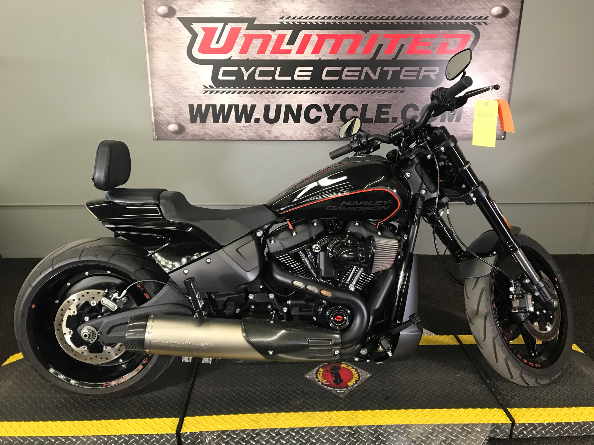 2019 Harley-Davidson FXDR™ 114 in Tyrone, Pennsylvania - Photo 2