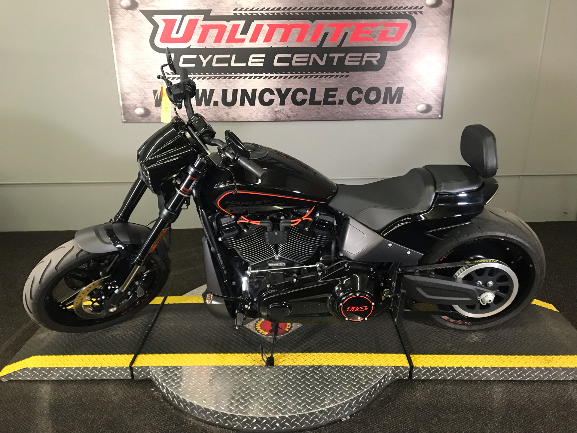 2019 Harley-Davidson FXDR™ 114 in Tyrone, Pennsylvania - Photo 8