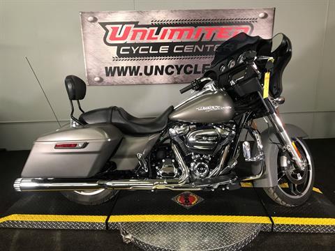 2018 Harley-Davidson Street Glide® in Tyrone, Pennsylvania - Photo 2