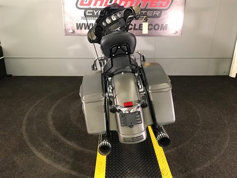 2018 Harley-Davidson Street Glide® in Tyrone, Pennsylvania - Photo 12